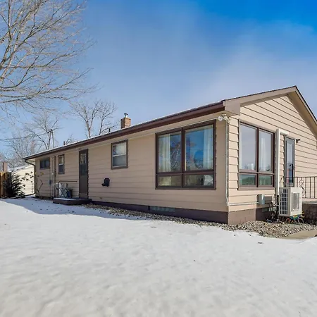 Glenwood Vacation Rental - Walk To Lake Beach!